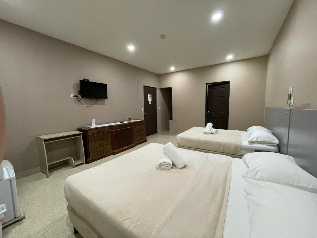 Hostal El Prado Panama  Extérieur photo