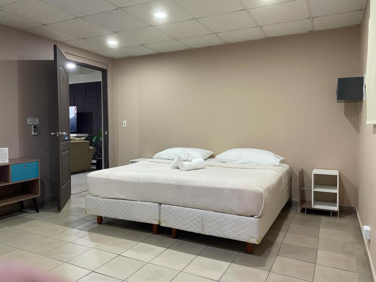 Hostal El Prado Panama  Extérieur photo